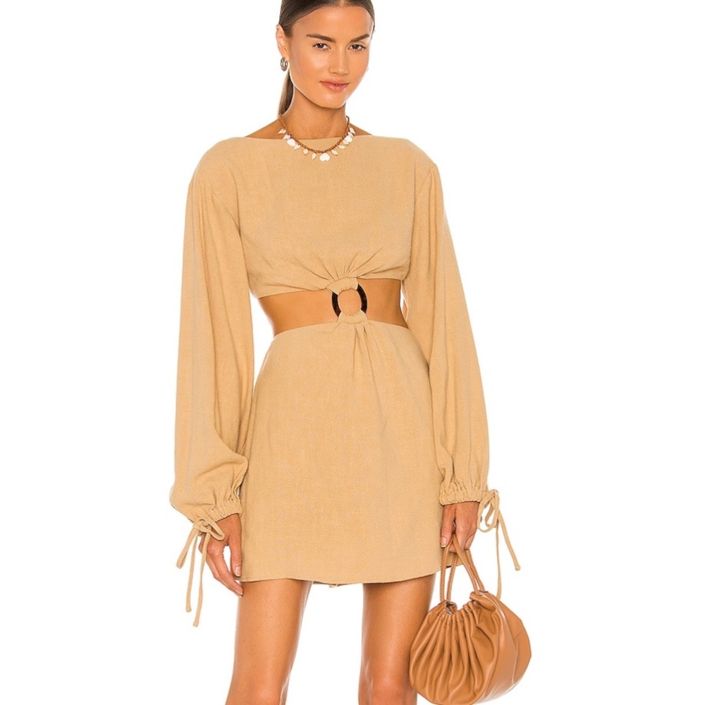 Revolve alora dress size XS NWT